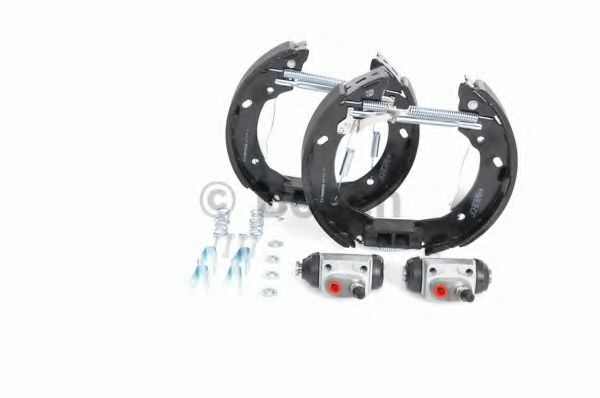 Тормозные колодки барабанные BOSCH 0 204 114 671 Тормозные колодки барабанные BOSCH 0 204 114 671