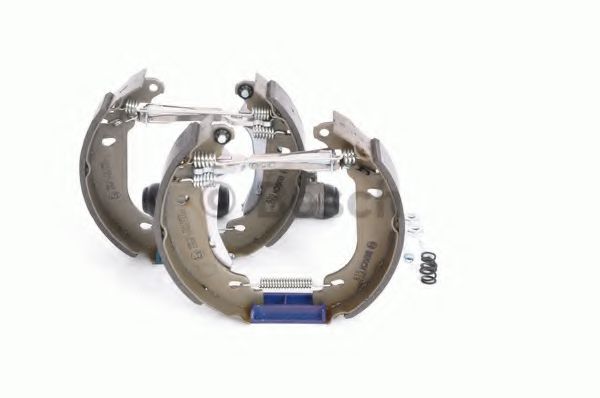 Тормозные колодки барабанные BOSCH 0 204 114 014