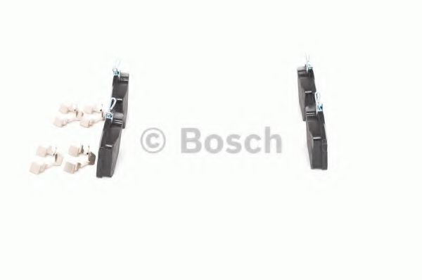 Тормозные колодки BOSCH 0 986 494 646