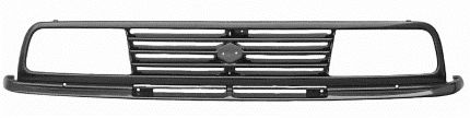 Решетка радиатора SUZUKI 7211156B11000