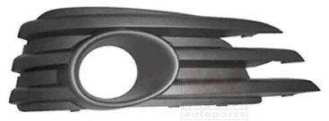Решетка переднего бампера OPEL 13205878