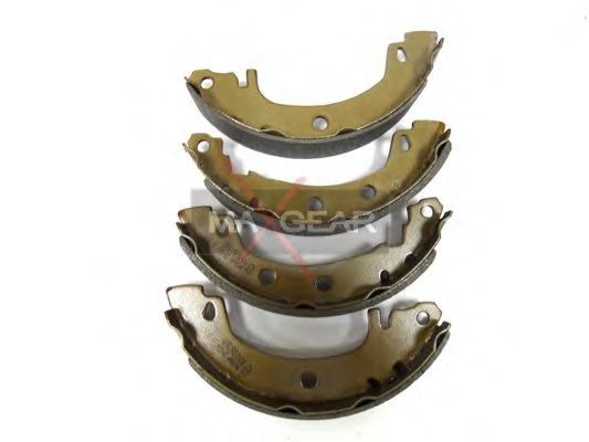 Тормозные колодки барабанные MAXGEAR 19-0247