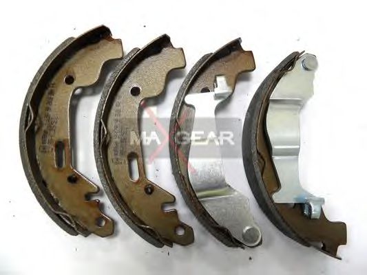 Тормозные колодки барабанные MAXGEAR 19-0290