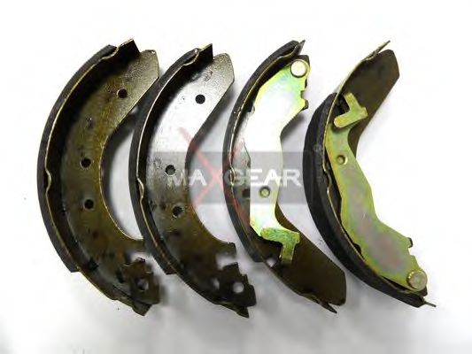 Тормозные колодки барабанные MAXGEAR 19-0295
