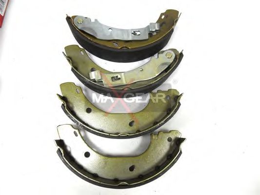 Тормозные колодки барабанные MAXGEAR 19-0298