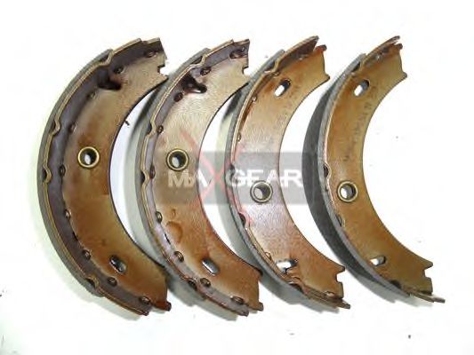 Тормозные колодки барабанные MAXGEAR 19-0304