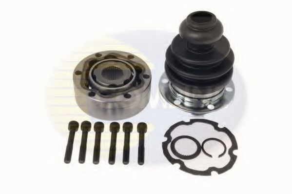 ШРУС с пыльником COMLINE ECV167