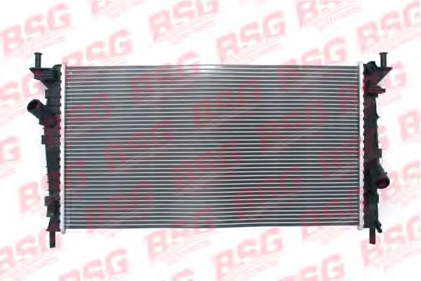 Радиатор охлаждения двигателя BSG BSG 30-520-010