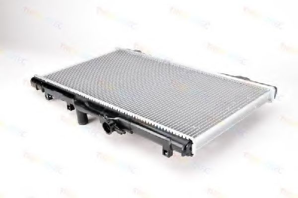 Радиатор охлаждения двигателя THERMOTEC D72038TT Радиатор охлаждения двигателя THERMOTEC D72038TT
