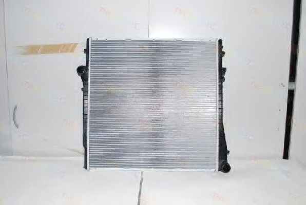 Радиатор охлаждения двигателя THERMOTEC D7B008TT Радиатор охлаждения двигателя THERMOTEC D7B008TT