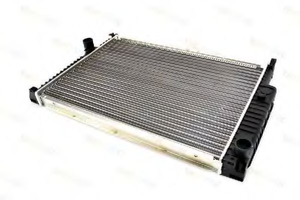 Радиатор охлаждения двигателя THERMOTEC D7B015TT Радиатор охлаждения двигателя THERMOTEC D7B015TT
