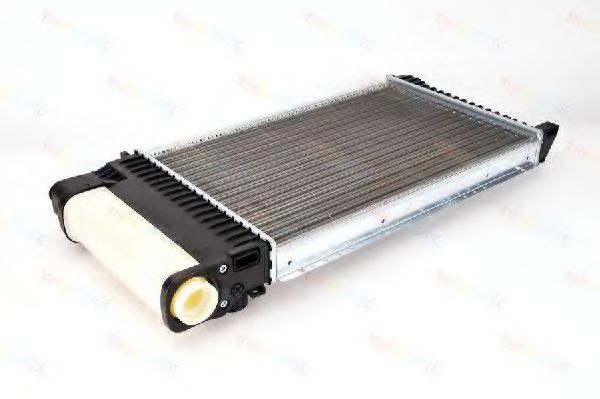 Радиатор охлаждения двигателя THERMOTEC D7B017TT Радиатор охлаждения двигателя THERMOTEC D7B017TT