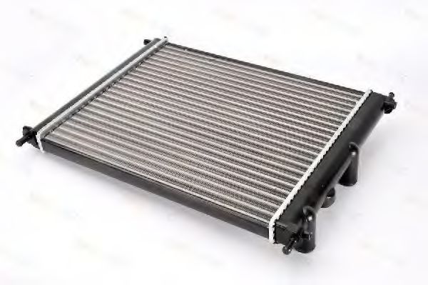 Радиатор охлаждения двигателя THERMOTEC D7F036TT Радиатор охлаждения двигателя THERMOTEC D7F036TT
