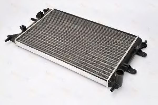 Радиатор охлаждения двигателя THERMOTEC D7G027TT Радиатор охлаждения двигателя THERMOTEC D7G027TT