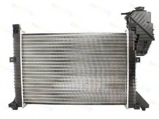 Радиатор охлаждения двигателя THERMOTEC D7M021TT