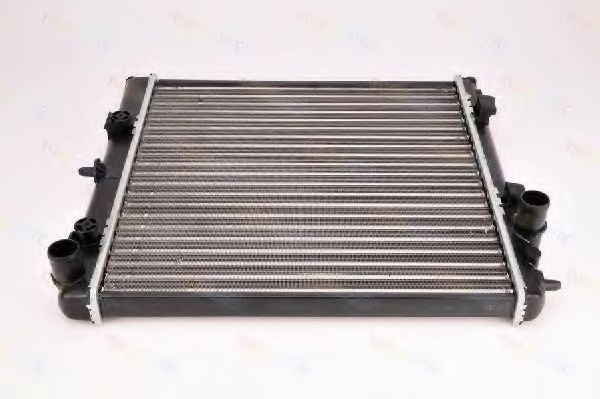 Радиатор охлаждения двигателя THERMOTEC D7P026TT Радиатор охлаждения двигателя THERMOTEC D7P026TT