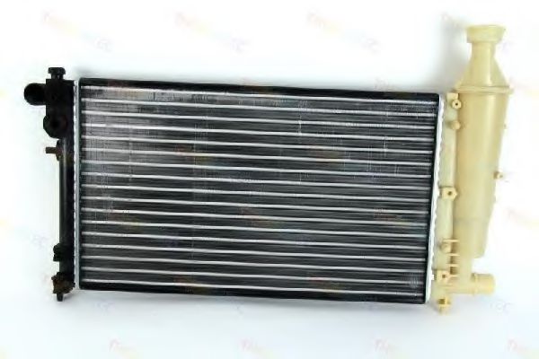Радиатор охлаждения двигателя THERMOTEC D7P046TT Радиатор охлаждения двигателя THERMOTEC D7P046TT