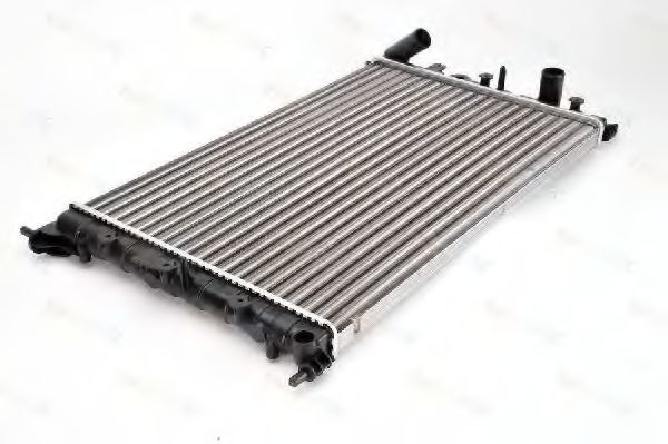 Радиатор охлаждения двигателя THERMOTEC D7R028TT Радиатор охлаждения двигателя THERMOTEC D7R028TT