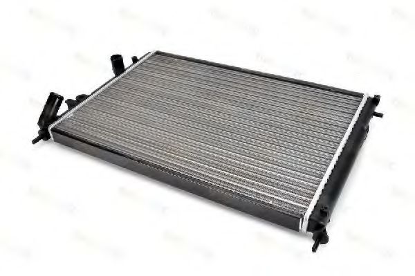 Радиатор охлаждения двигателя THERMOTEC D7R035TT Радиатор охлаждения двигателя THERMOTEC D7R035TT
