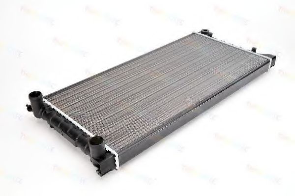 Радиатор охлаждения двигателя THERMOTEC D7W045TT Радиатор охлаждения двигателя THERMOTEC D7W045TT