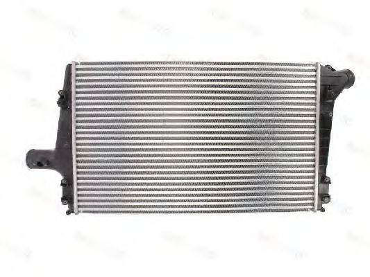 Интеркулер THERMOTEC DAA004TT Интеркулер THERMOTEC DAA004TT