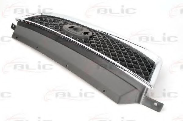 Решетка радиатора FORD 1323865 Решетка радиатора FORD 1323865