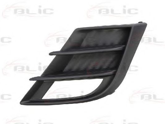 Решетка переднего бампера MAZDA BCD250C21B