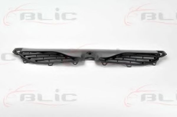Решетка радиатора RENAULT 7700819948 Решетка радиатора RENAULT 7700819948