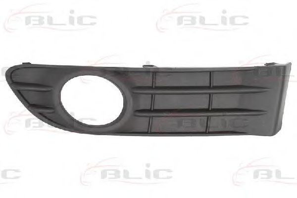 Решетка переднего бампера VOLVO 30744919