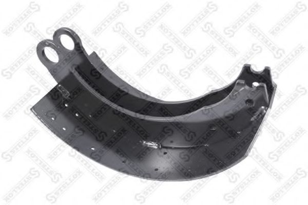 Тормозные колодки барабанные STELLOX 85-02504-SX