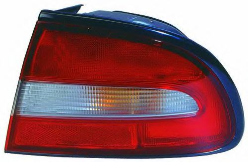 Задний фонарь MITSUBISHI MR912570