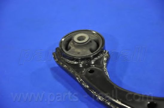 Рычаг подвески Hyundai/Kia 545003S000 Рычаг подвески Hyundai/Kia 545003S000