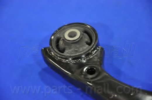 Рычаг подвески Hyundai/Kia 545013S000 Рычаг подвески Hyundai/Kia 545013S000