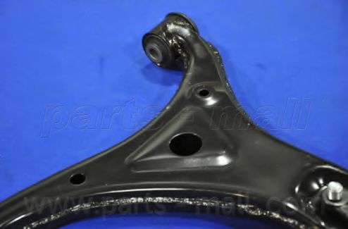 Рычаг подвески Hyundai/Kia 545013S000 Рычаг подвески Hyundai/Kia 545013S000
