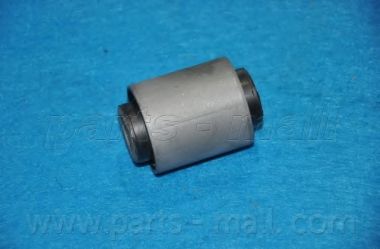Сайлентблок рычага PARTS-MALL CB-D008