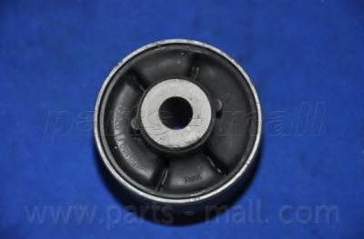 Сайлентблок задней балки PARTS-MALL CB-K204