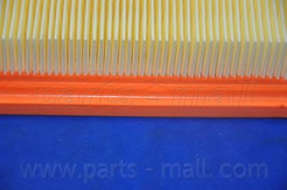 Воздушный фильтр PARTS-MALL PAA-035