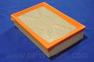 Воздушный фильтр PARTS-MALL PAD-009