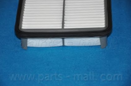 Воздушный фильтр PARTS-MALL PAF-046