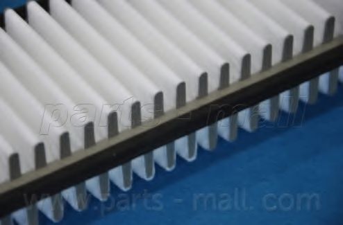 Воздушный фильтр PARTS-MALL PAF-060
