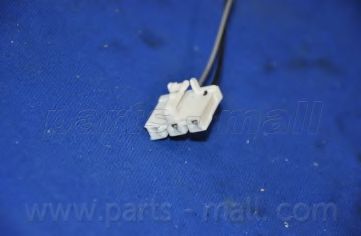 Датчик уровня топлива PARTS-MALL PDA-508 Датчик уровня топлива PARTS-MALL PDA-508