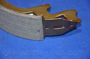 Тормозные колодки барабанные PARTS-MALL PLA-004