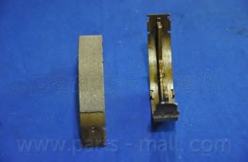 Тормозные колодки барабанные PARTS-MALL PLA-028