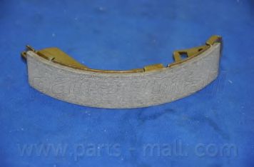 Тормозные колодки барабанные PARTS-MALL PLB-030