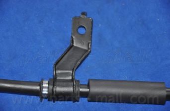 Трос ручного тормоза PARTS-MALL PTA-526 Трос ручного тормоза PARTS-MALL PTA-526