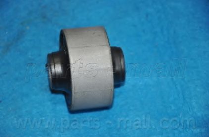 Сайлентблок рычага PARTS-MALL PXCBA-006B