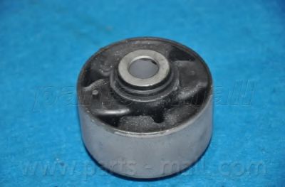Сайлентблок рычага Hyundai/Kia 545844H000 Сайлентблок рычага Hyundai/Kia 545844H000