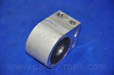 Сайлентблок рычага PARTS-MALL PXCBC-011B