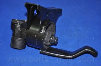 Подушка двигателя PARTS-MALL PXCMA-011A Подушка двигателя PARTS-MALL PXCMA-011A