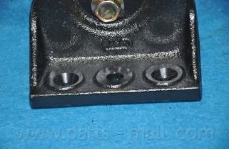 Подушка двигателя PARTS-MALL PXCMC-014C1